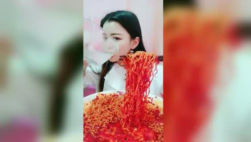 娱乐吃瓜菌的视频怎么拍,视频拍摄幕后技巧大公开